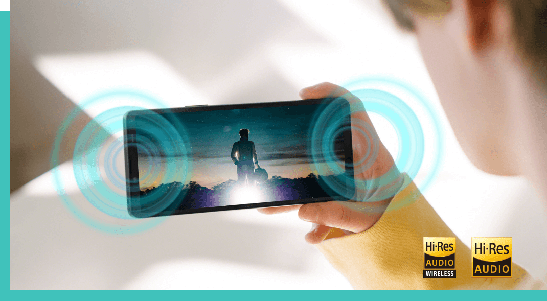 Przednie głośniki stereo